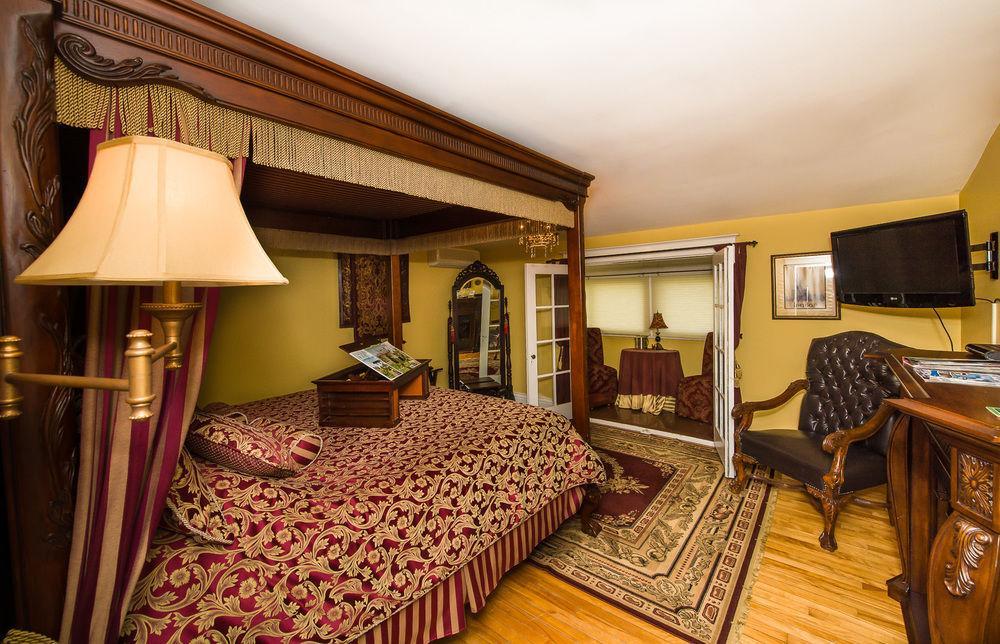 Talwood Manor B&B פורט קולבורן מראה חיצוני תמונה